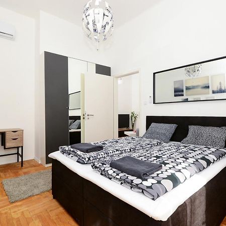 Akacfa 7 Two Bedroom Central Apartment Boedapest Buitenkant foto